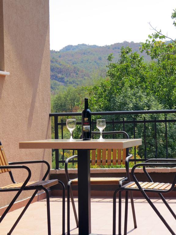 Hostal Estate&Winery San Duyevo Rijeka Crnojevića Exterior foto